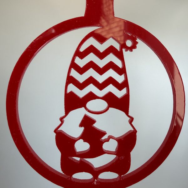 Julekugle med nisse - variation 10 - 8 cm - Rød gennemfarvet